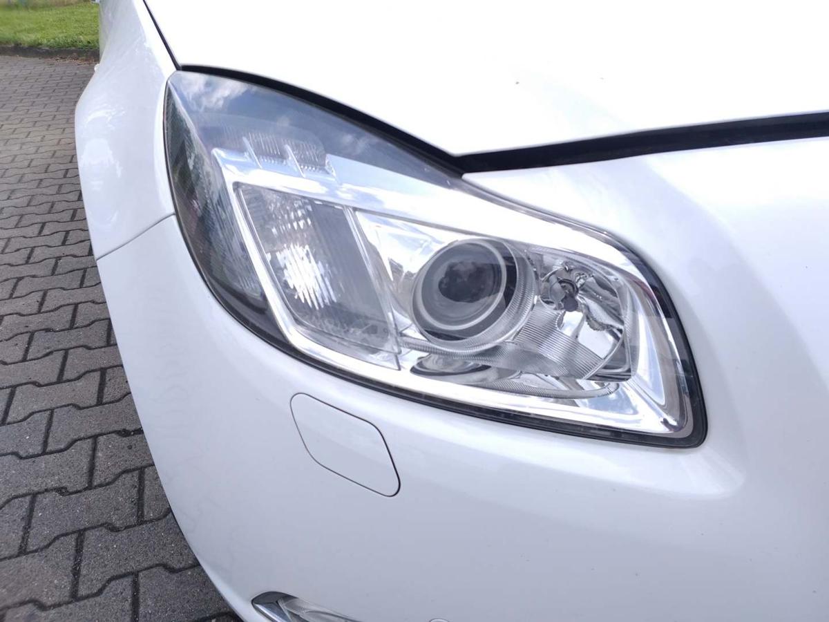 Opel Insignia A original Xenonscheinwerfer mit Kurvenlicht rechts Bj.2011
